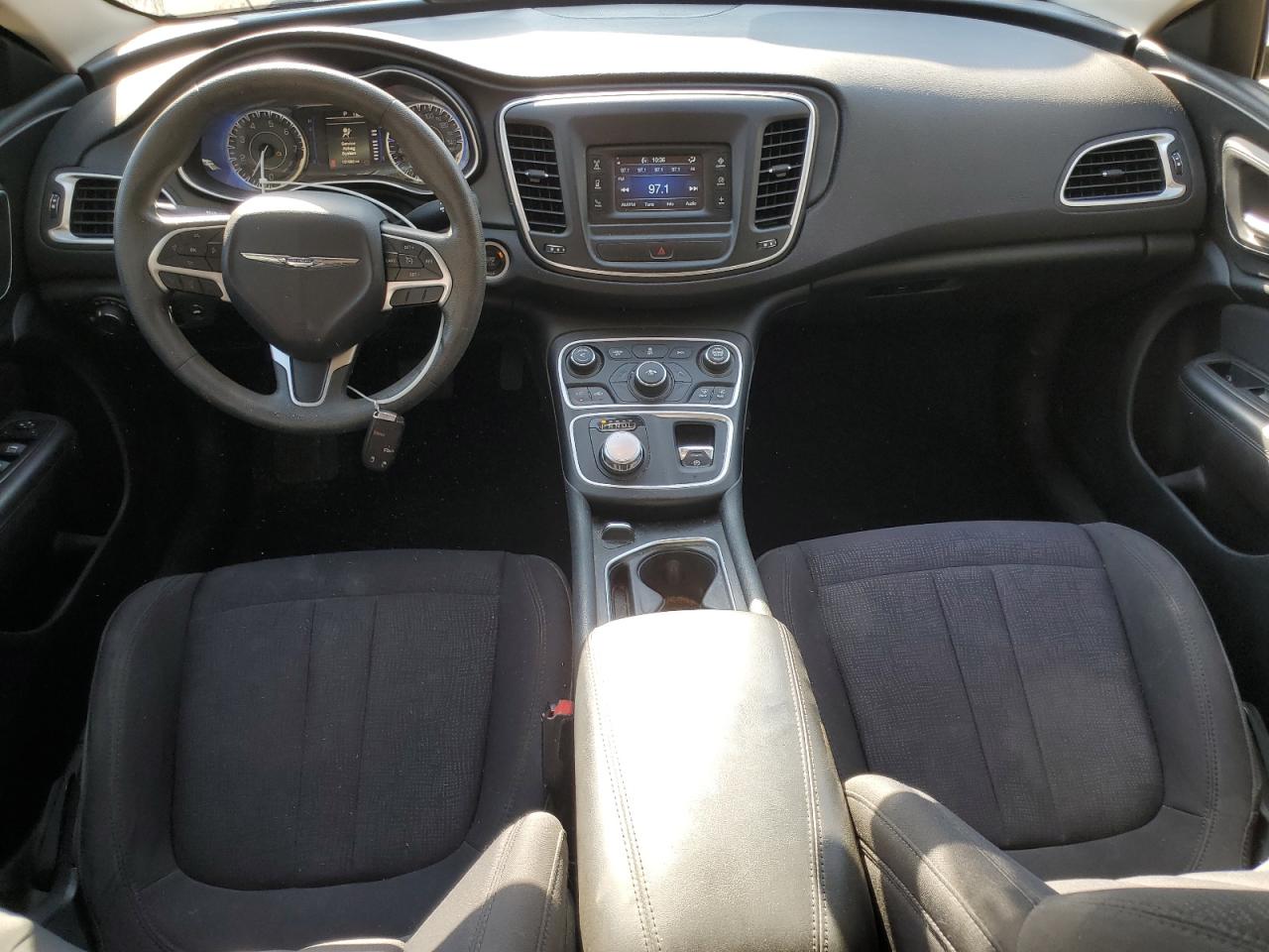 2015 Chrysler 200 Limited VIN: 1C3CCCAB4FN535502 Lot: 90831625