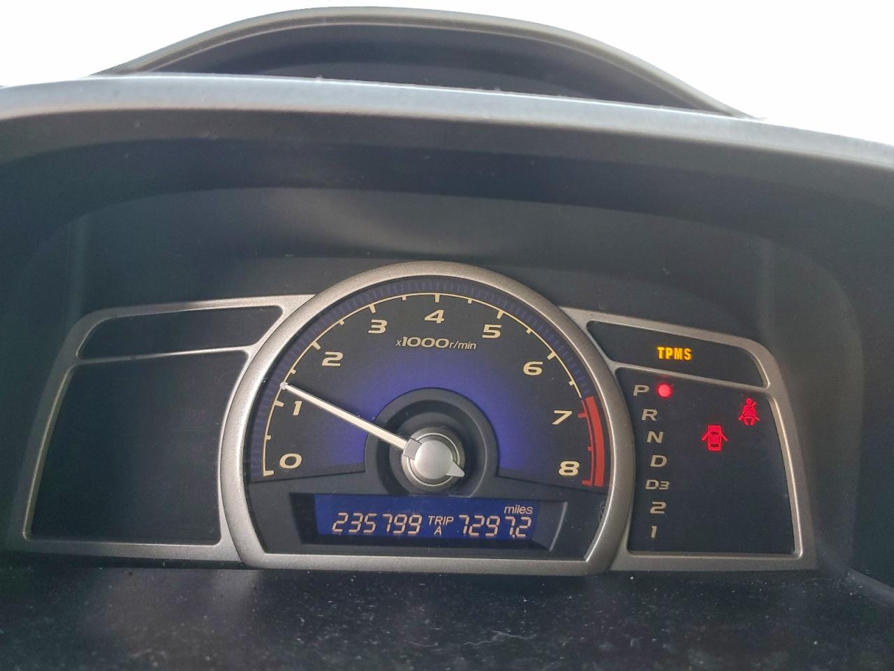 2008 Honda Civic Lx VIN: 1HGFA165X8L015746 Lot: 92501745