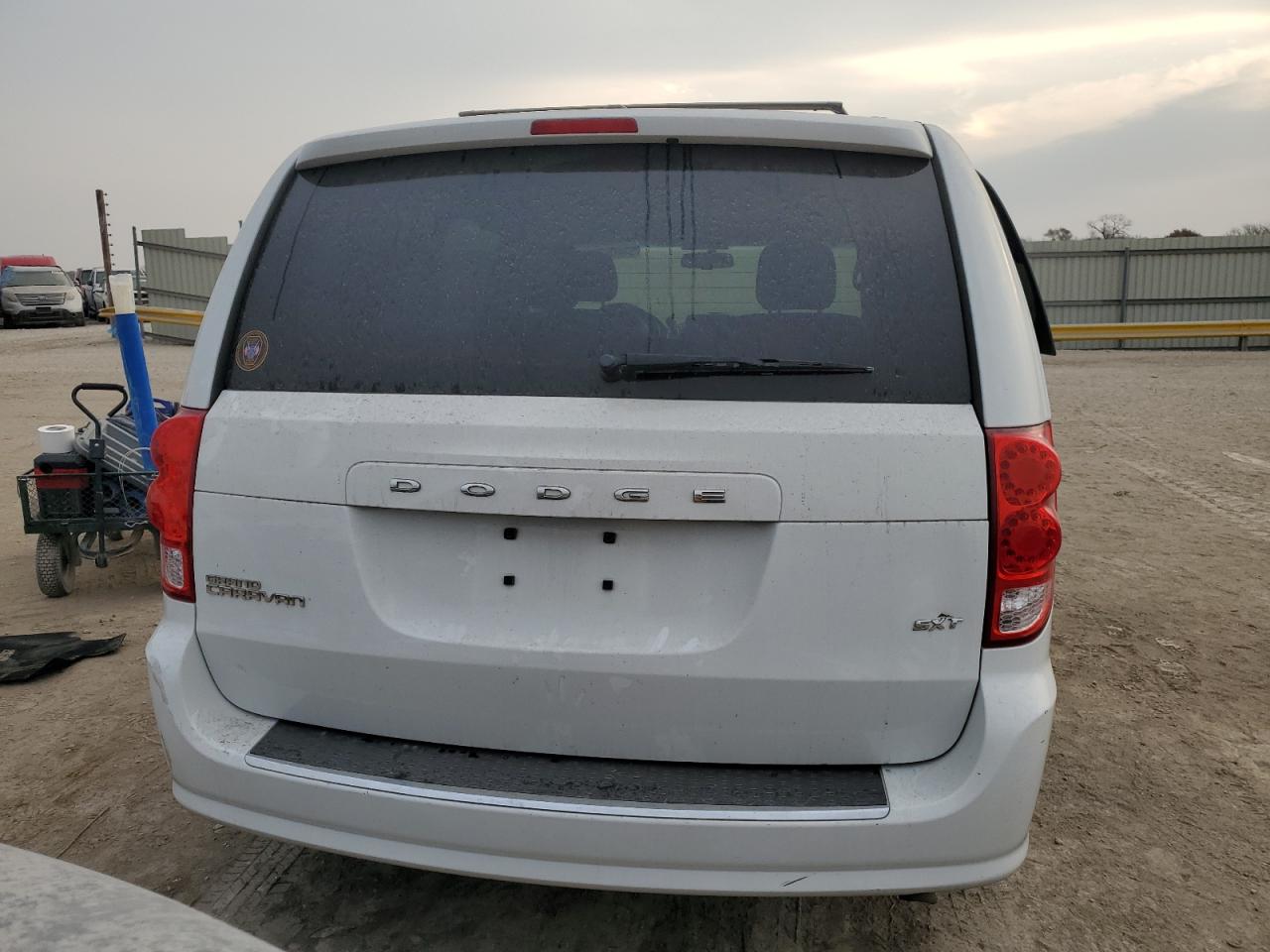 2014 Dodge Grand Caravan Sxt VIN: 2C4RDGCGXER365991 Lot: 93400215