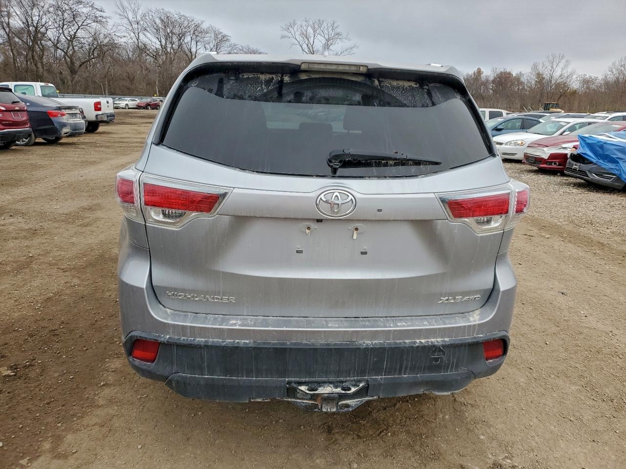 2015 Toyota Highlander Xle VIN: 5TDJKRFH8FS178597 Lot: 93454365