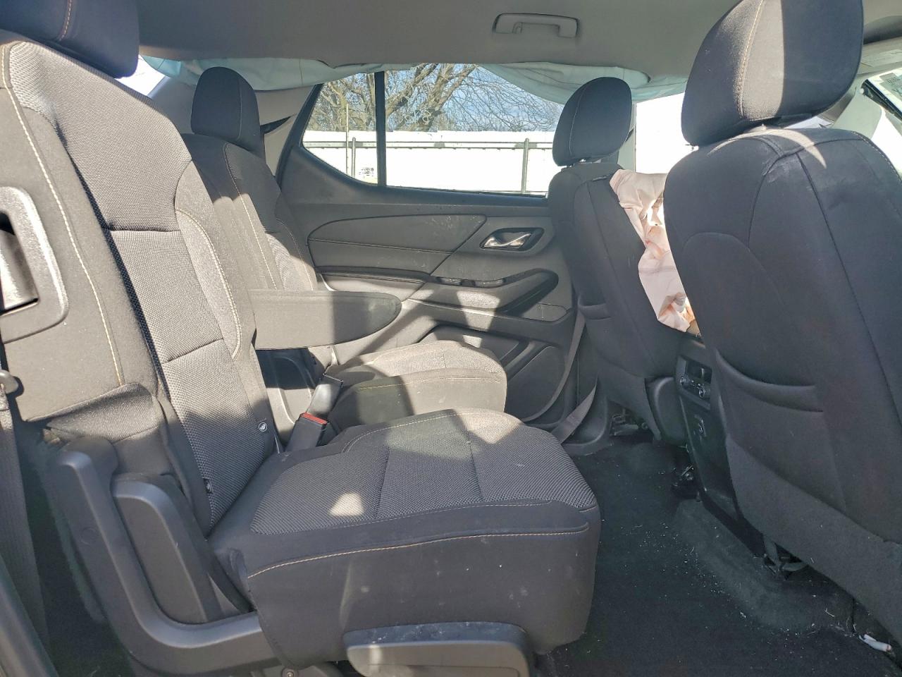 2020 Chevrolet Traverse Lt VIN: 1GNERGKW2LJ261271 Lot: 93890435