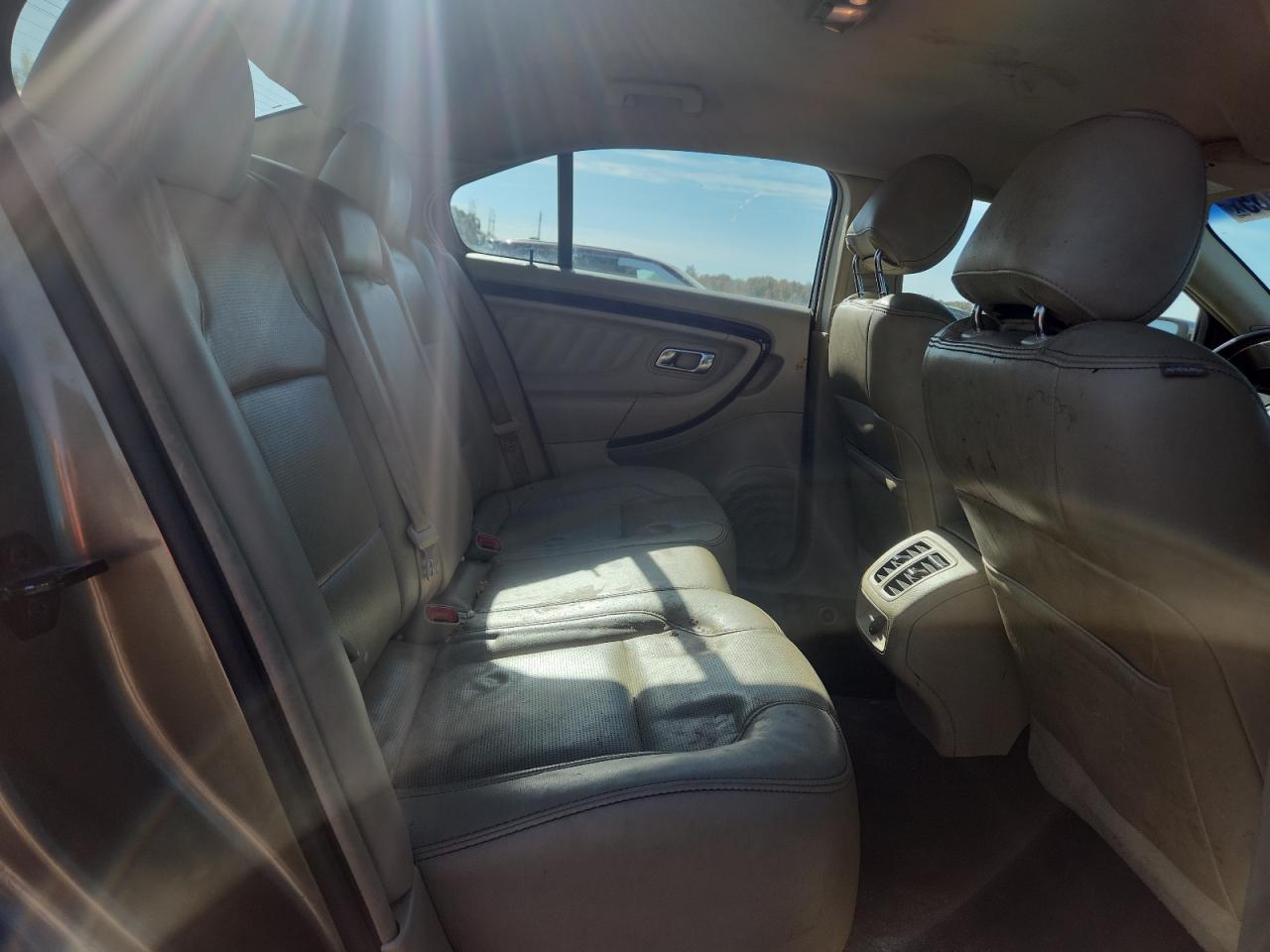 2013 Ford Taurus Limited VIN: 1FAHP2F82DG185341 Lot: 92545165