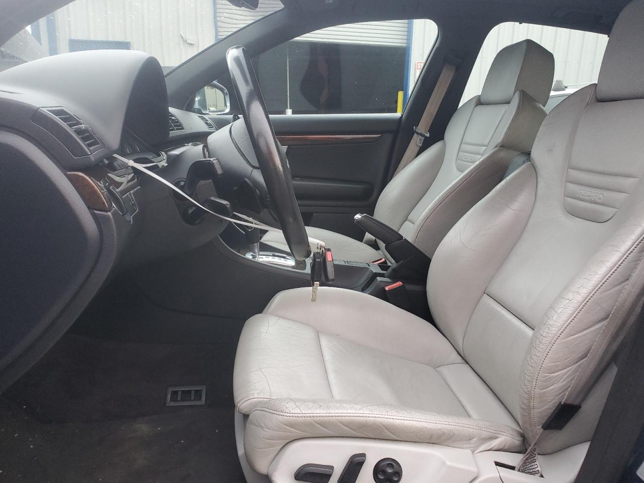 2004 Audi S4 VIN: WAUPL68E74A203960 Lot: 93370145