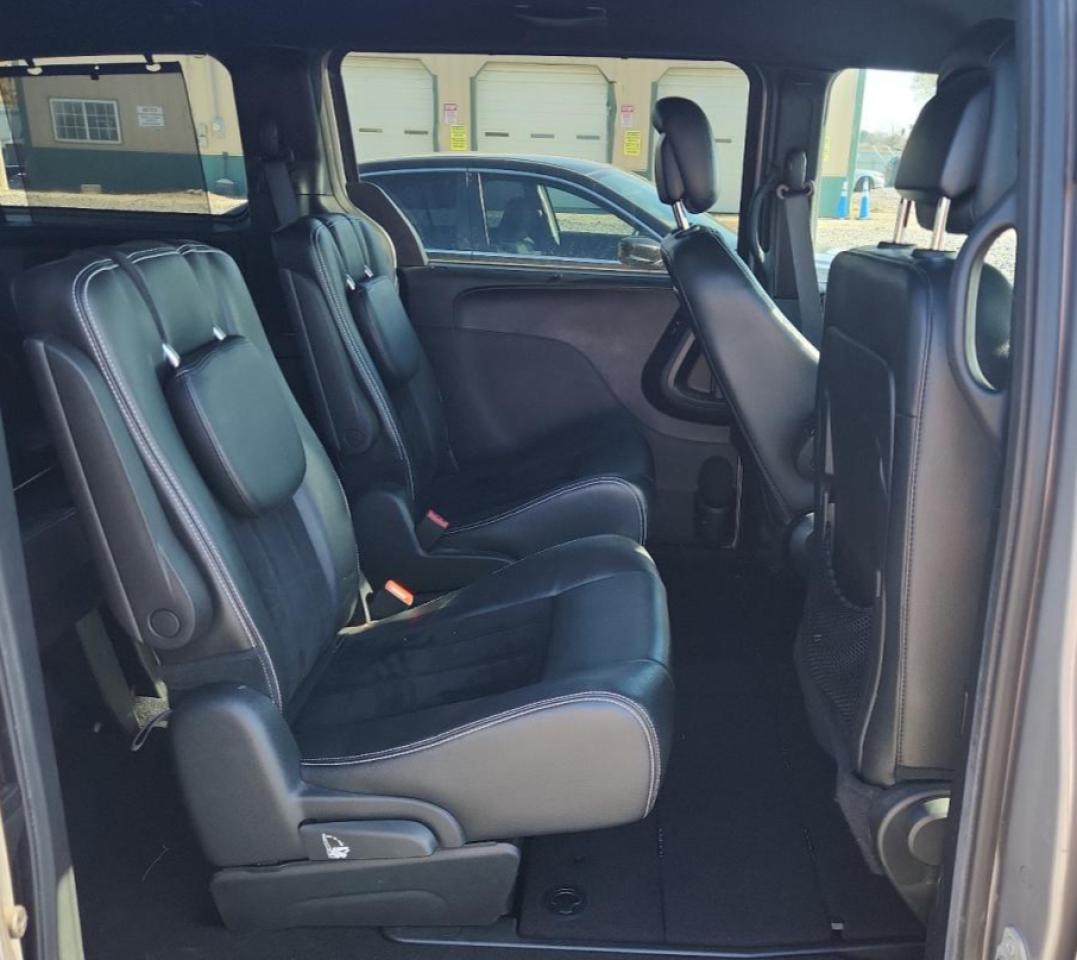 2017 Dodge Grand Caravan Sxt VIN: 2C4RDGCG7HR830229 Lot: 85431205