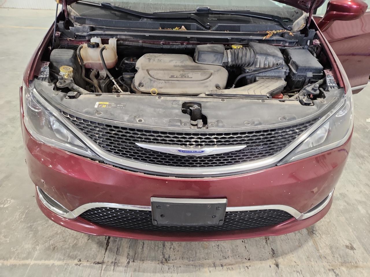 2020 Chrysler Pacifica Touring L VIN: 2C4RC1BG4LR233226 Lot: 92921875