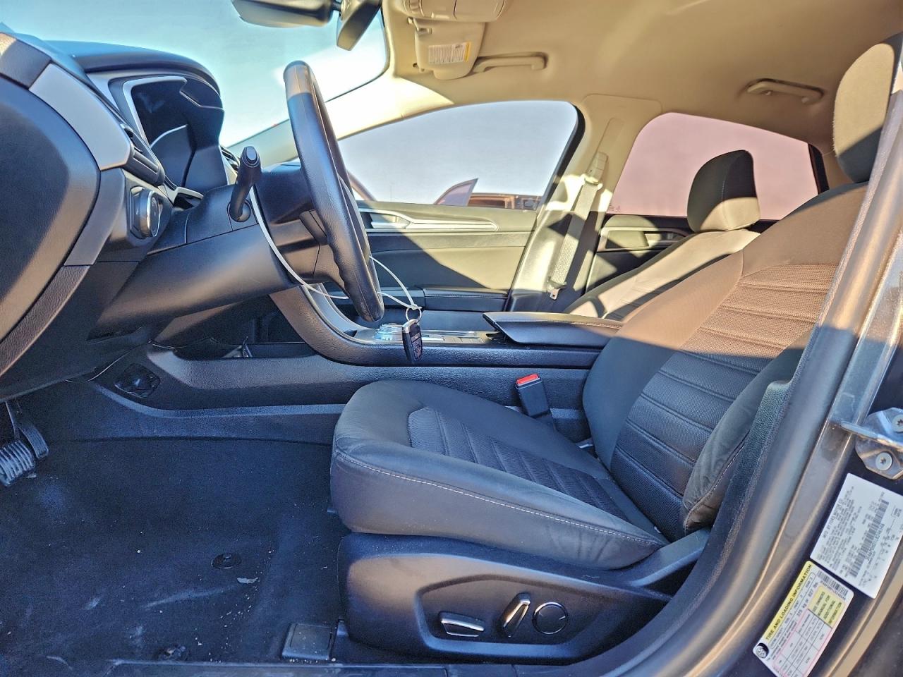 2020 Ford Fusion Se VIN: 3FA6P0HD1LR246546 Lot: 94630835