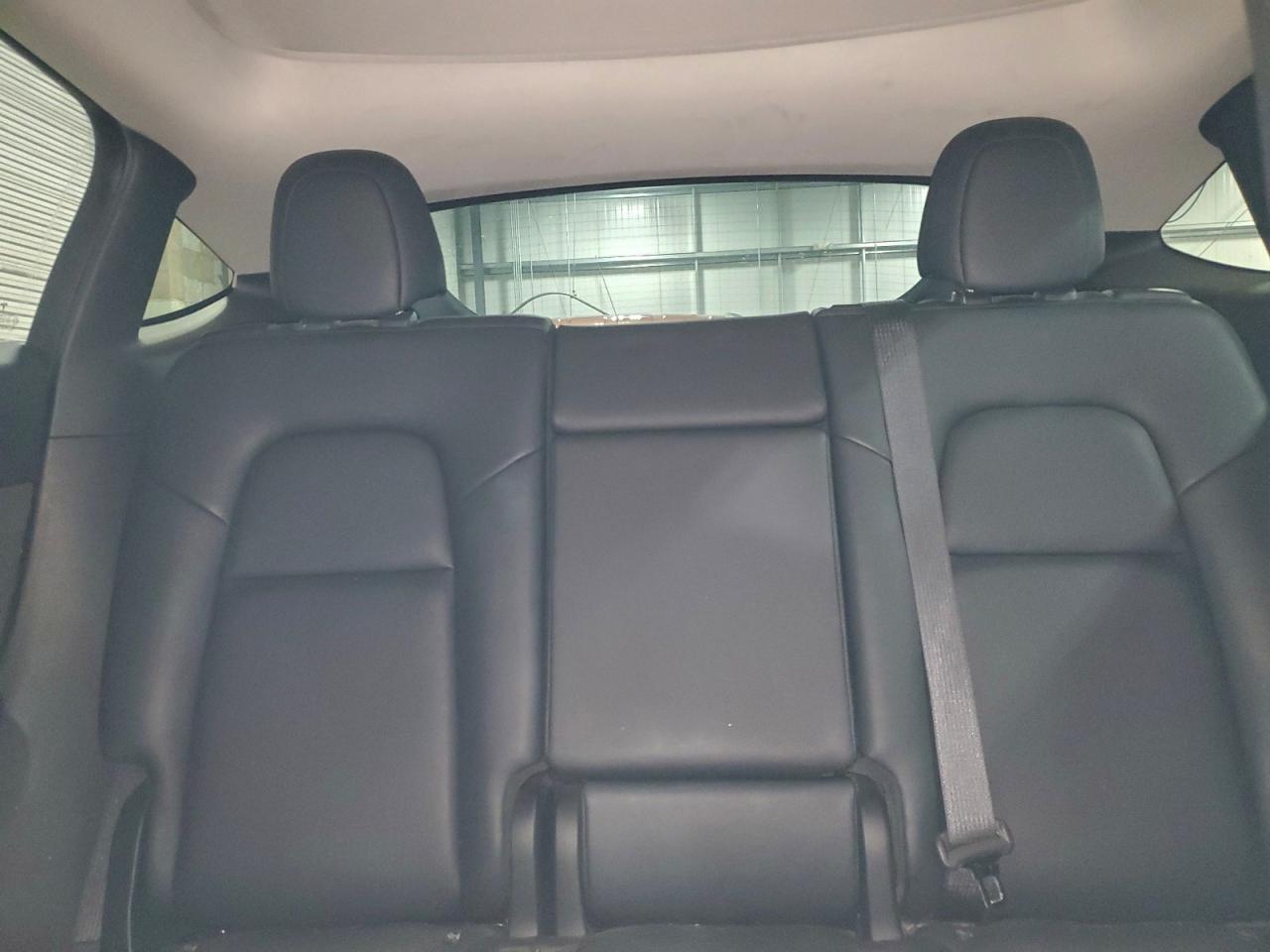 2020 Tesla Model Y VIN: 5YJYGDEF4LF000950 Lot: 94412305