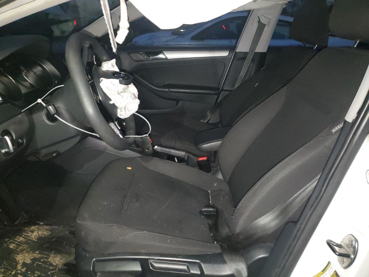 2015 Volkswagen Jetta Se VIN: 3VWD17AJ6FM352503 Lot: 92669865