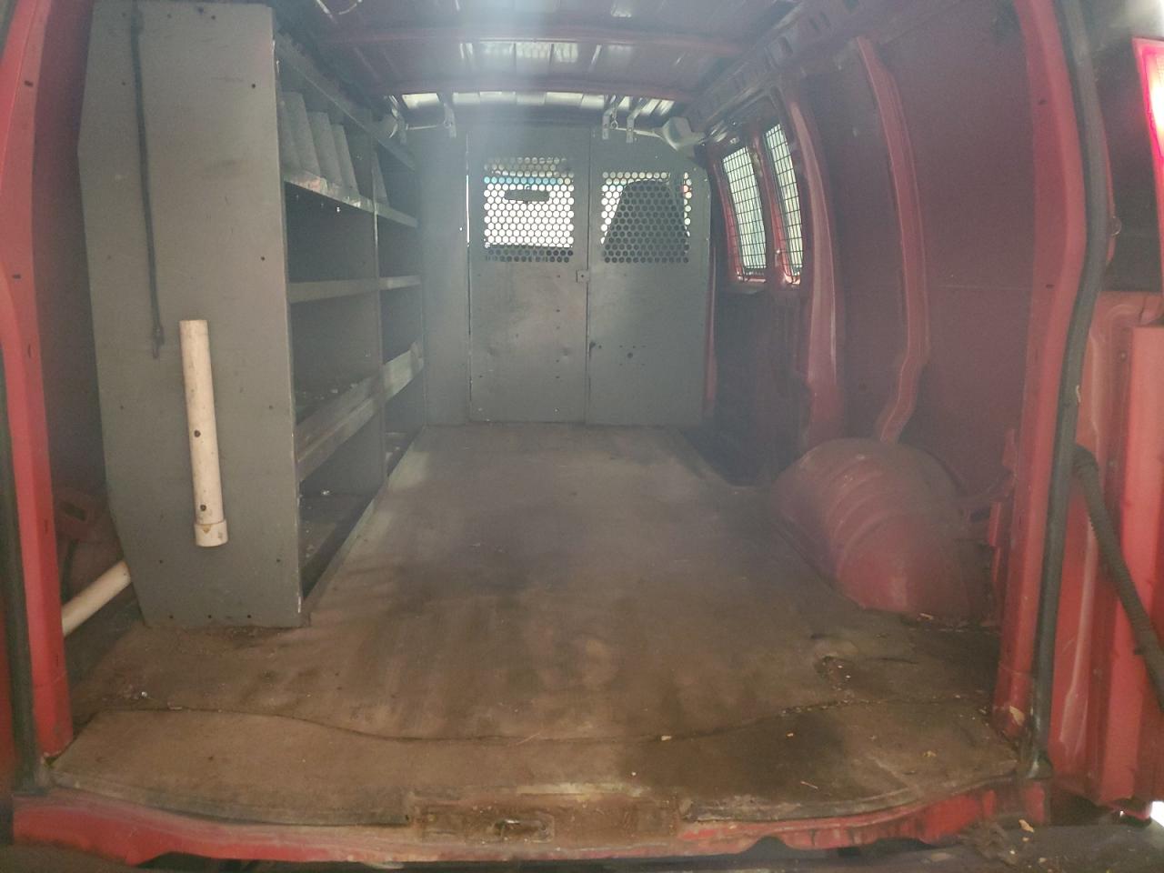 2005 GMC Savana G3500 VIN: 1GTHG35U651221888 Lot: 92570655