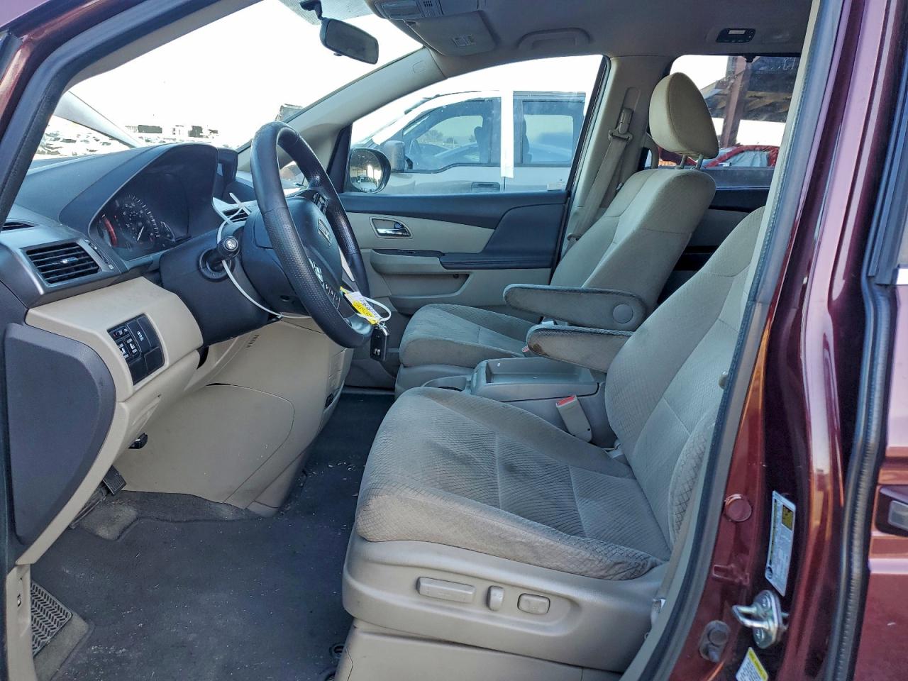 2015 Honda Odyssey Ex VIN: 5FNRL5H44FB038988 Lot: 92470595