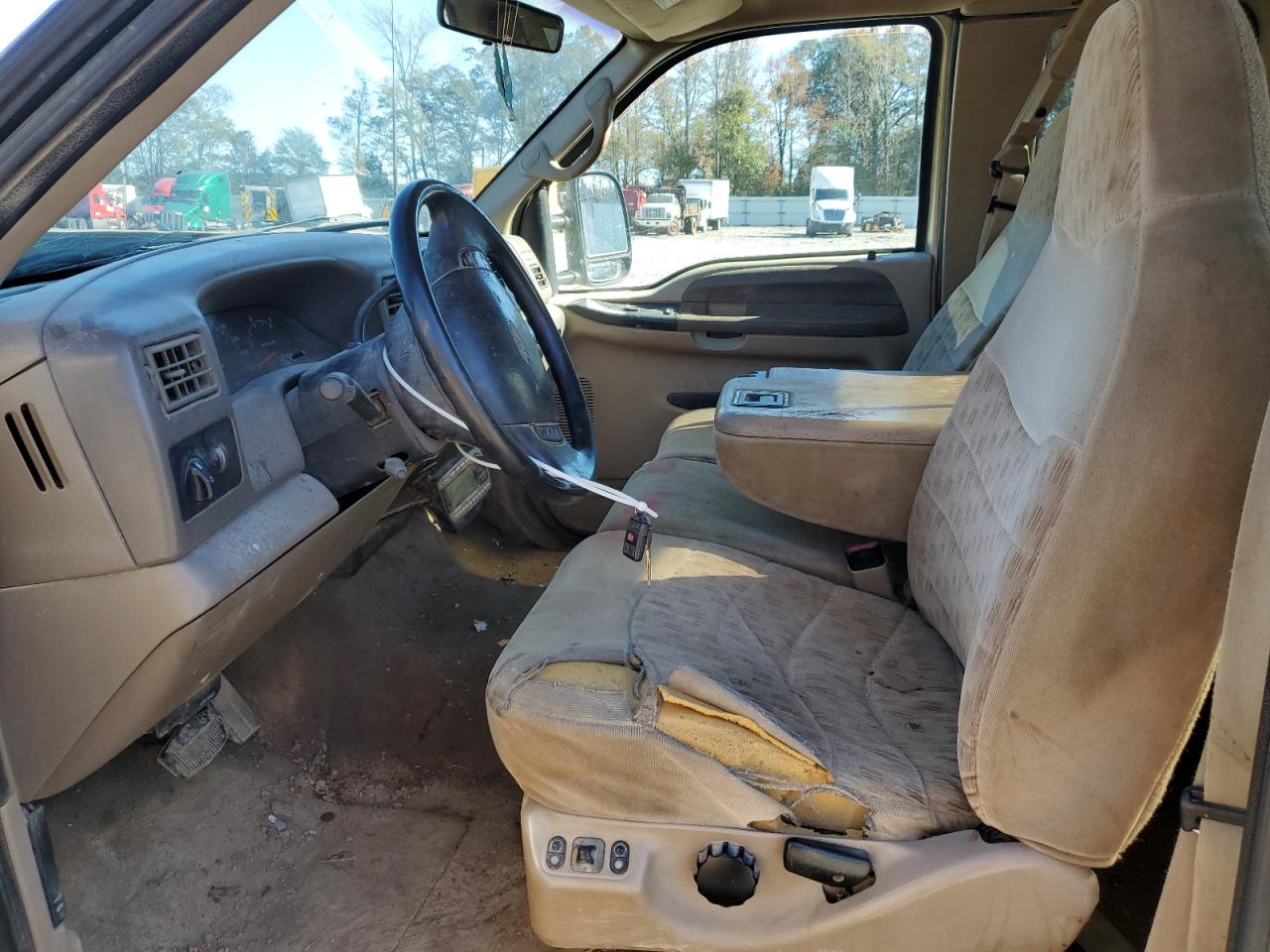 2000 Ford F250 Super Duty VIN: 1FTNX20F8YED96615 Lot: 92826665