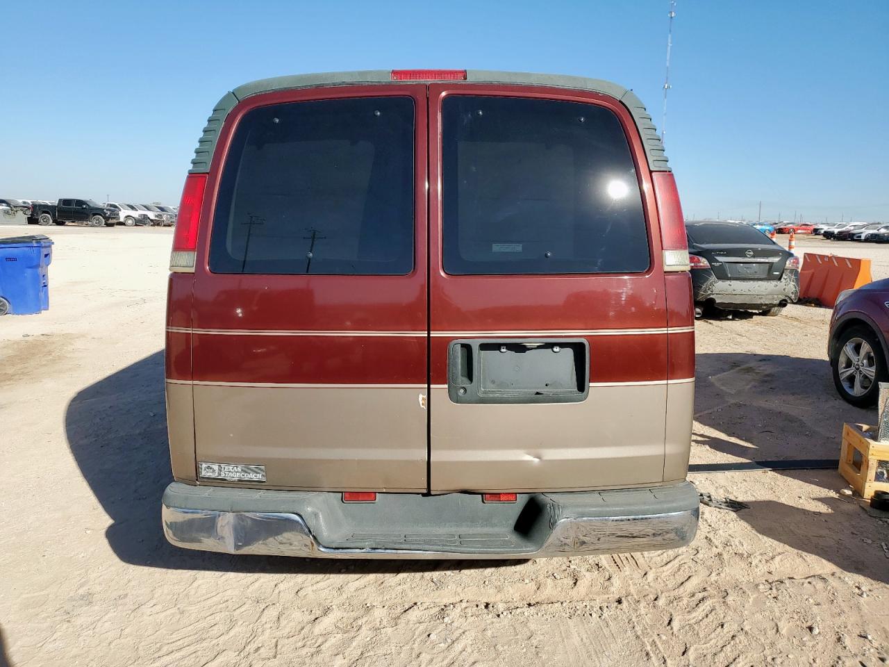 1997 Chevrolet Express G1500 VIN: 1GBFG15RXV1075409 Lot: 92793585