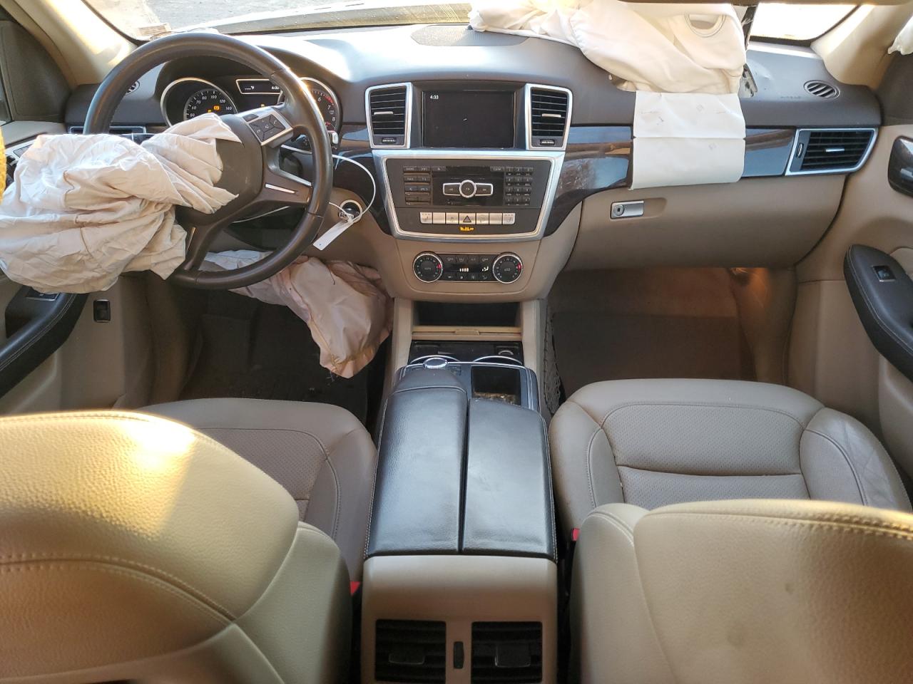 2015 Mercedes-Benz Ml 350 4Matic VIN: 4JGDA5HB5FA615384 Lot: 92463875