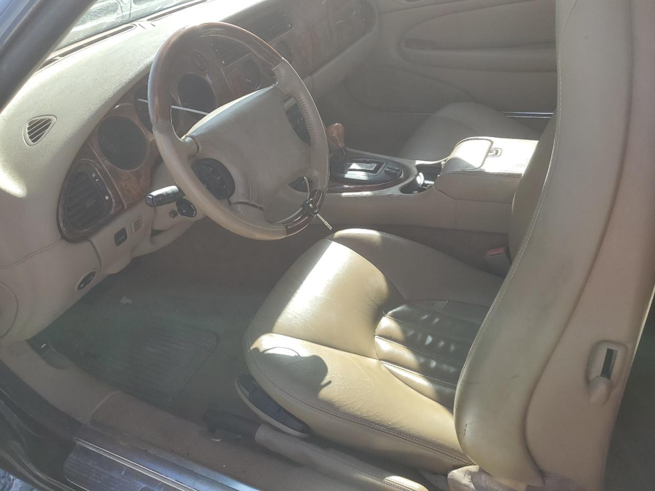 1997 Jaguar Xk8 VIN: SAJGX2742VC011037 Lot: 92582465