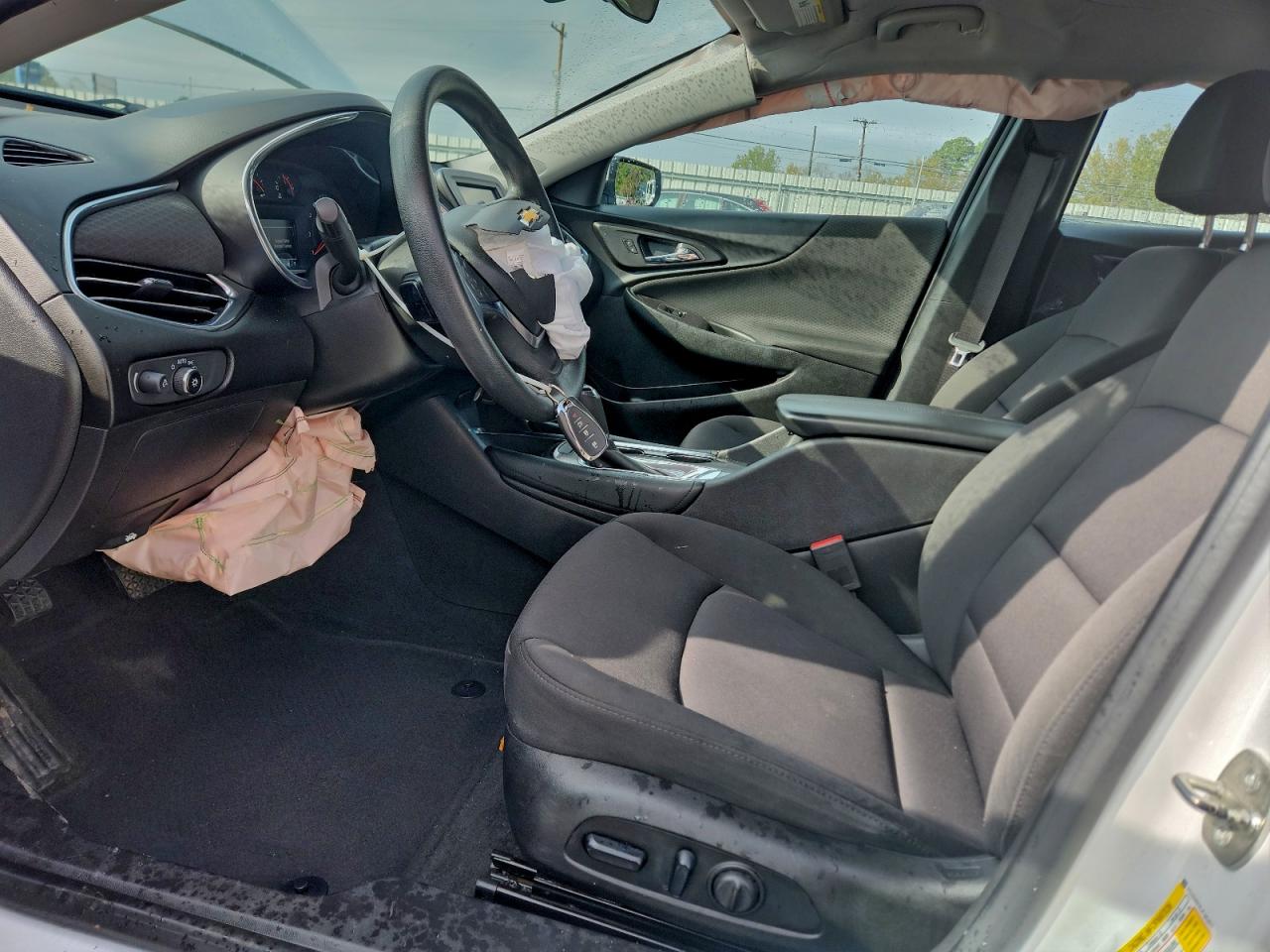 2018 Chevrolet Malibu Lt VIN: 1G1ZD5ST5JF181877 Lot: 94190355