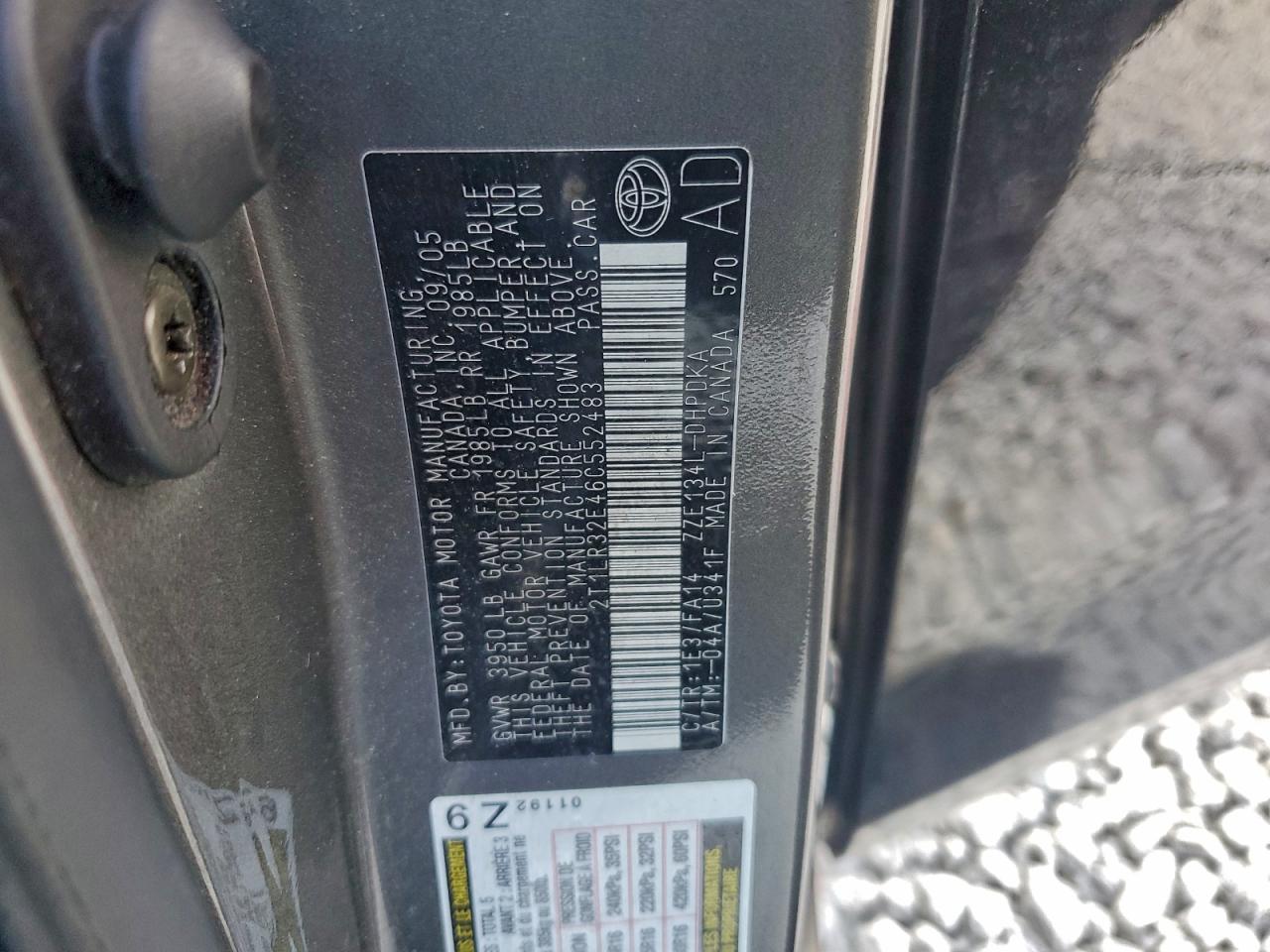 2006 Toyota Corolla Matrix Base VIN: 2T1LR32E46C552483 Lot: 93763885