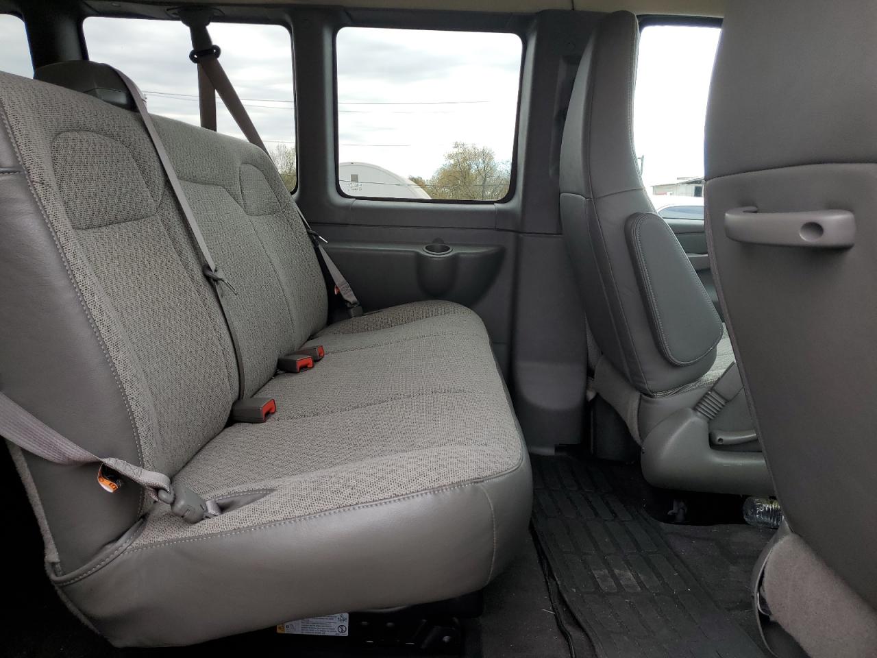 2025 GMC Savana G2500 Lt VIN: 1GJW7FF7XS1221107 Lot: 91259795