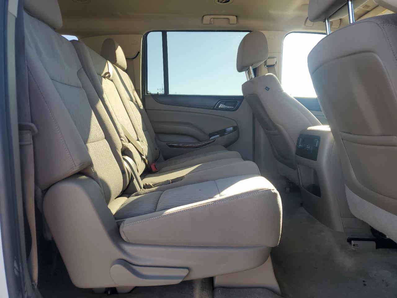 2015 GMC Yukon Xl C1500 Sle VIN: 1GKS1GKC1FR150780 Lot: 92166165