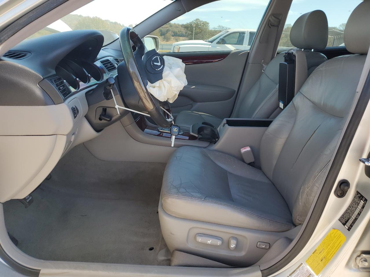 2004 Lexus Es 330 VIN: JTHBA30G040013095 Lot: 91583865