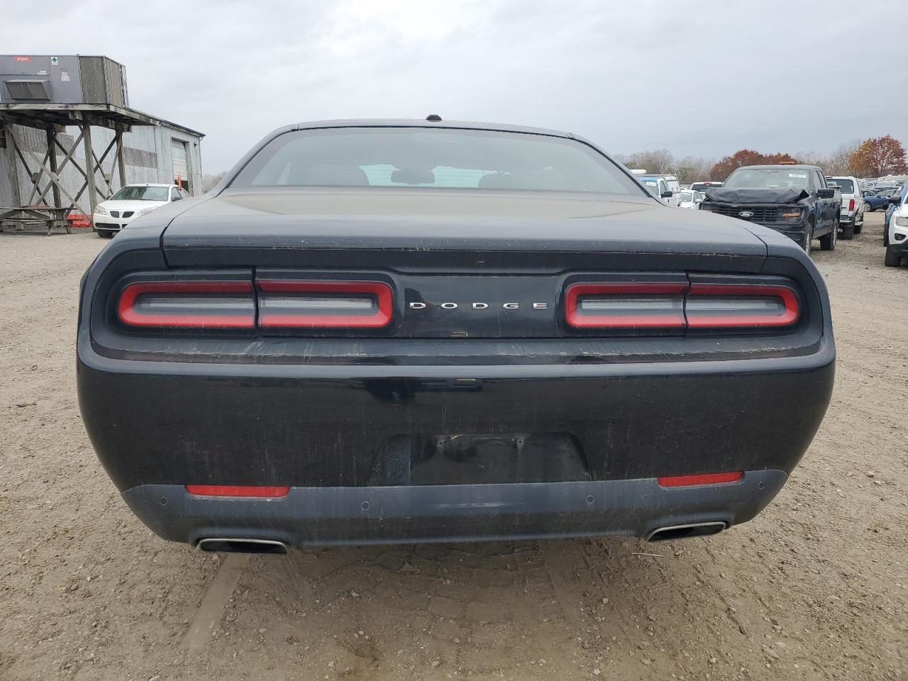 2015 Dodge Challenger Sxt VIN: 2C3CDZAGXFH744635 Lot: 91273485