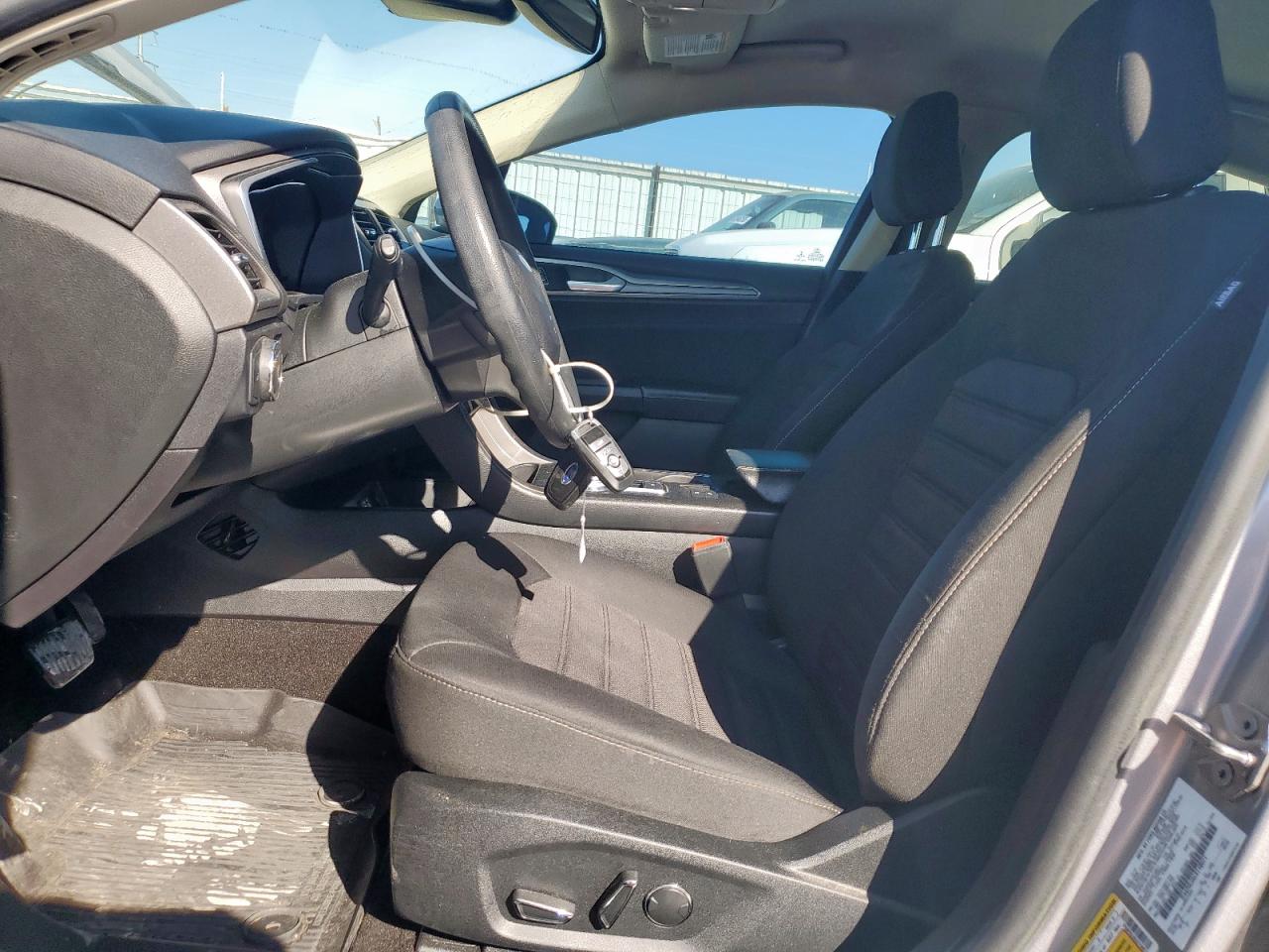 2020 Ford Fusion Se VIN: 3FA6P0LU6LR148071 Lot: 92578685