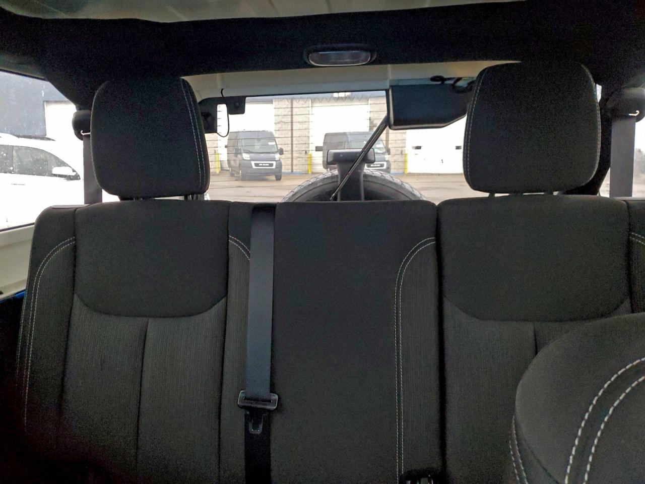 2016 Jeep Wrangler Unlimited Sahara VIN: 1C4BJWEG5GL310295 Lot: 94432265