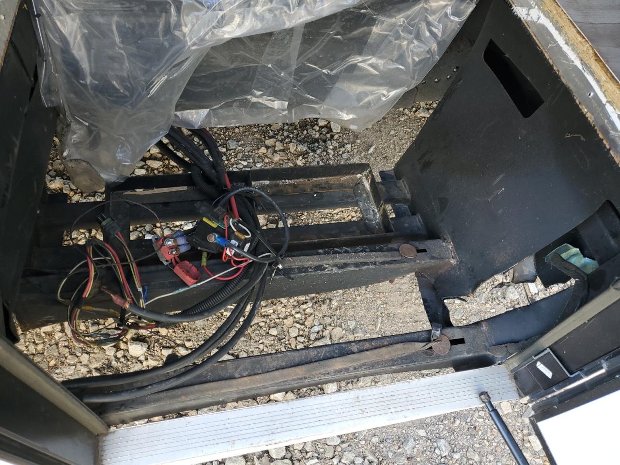 2019 Ford Econoline E450 Super Duty Cutaway Van VIN: 1FDXE4FSXKDC28692 Lot: 92243385