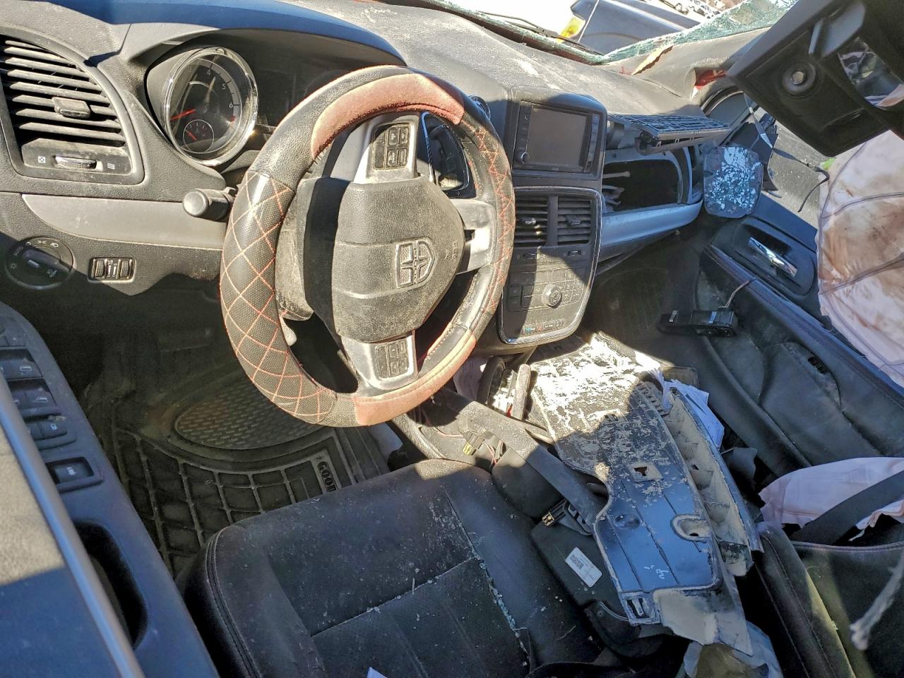 2015 Dodge Grand Caravan R/T VIN: 2C4RDGEG7FR681444 Lot: 94499685