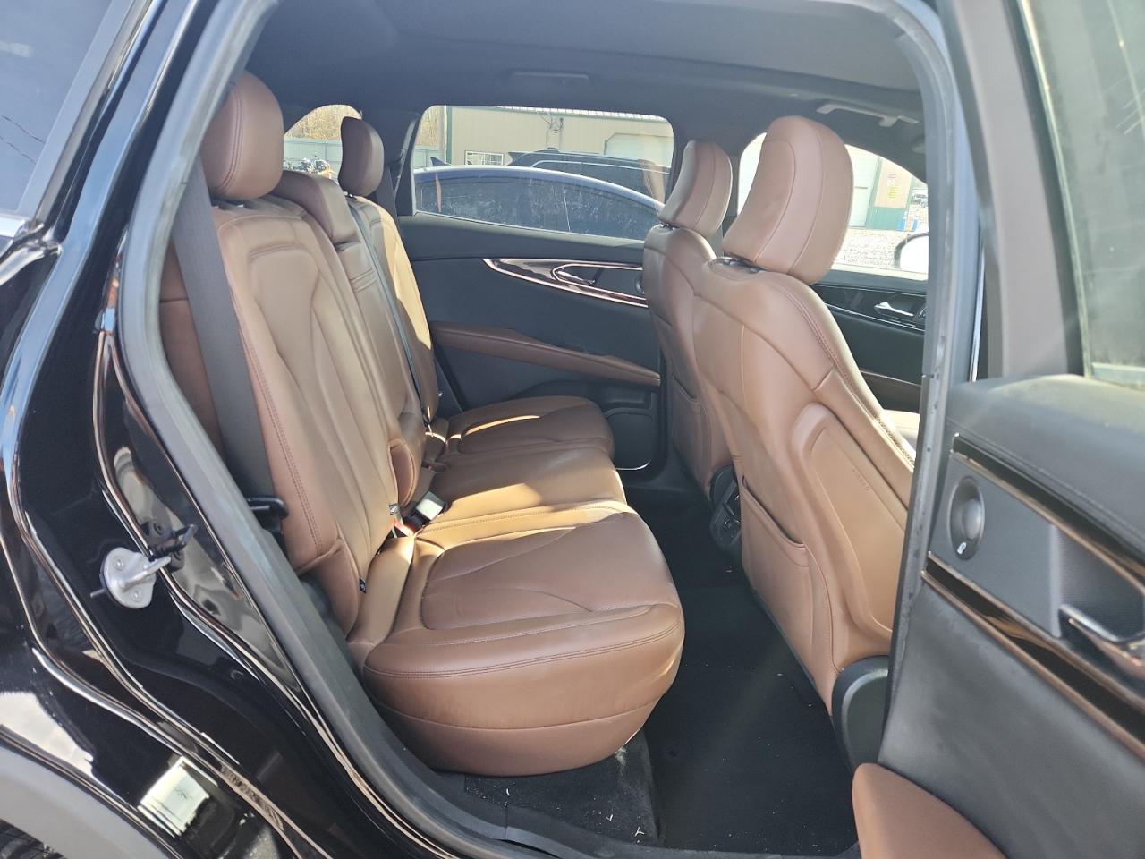 2022 Lincoln Nautilus Reserve VIN: 2LMPJ8K9XNBL11558 Lot: 92419895