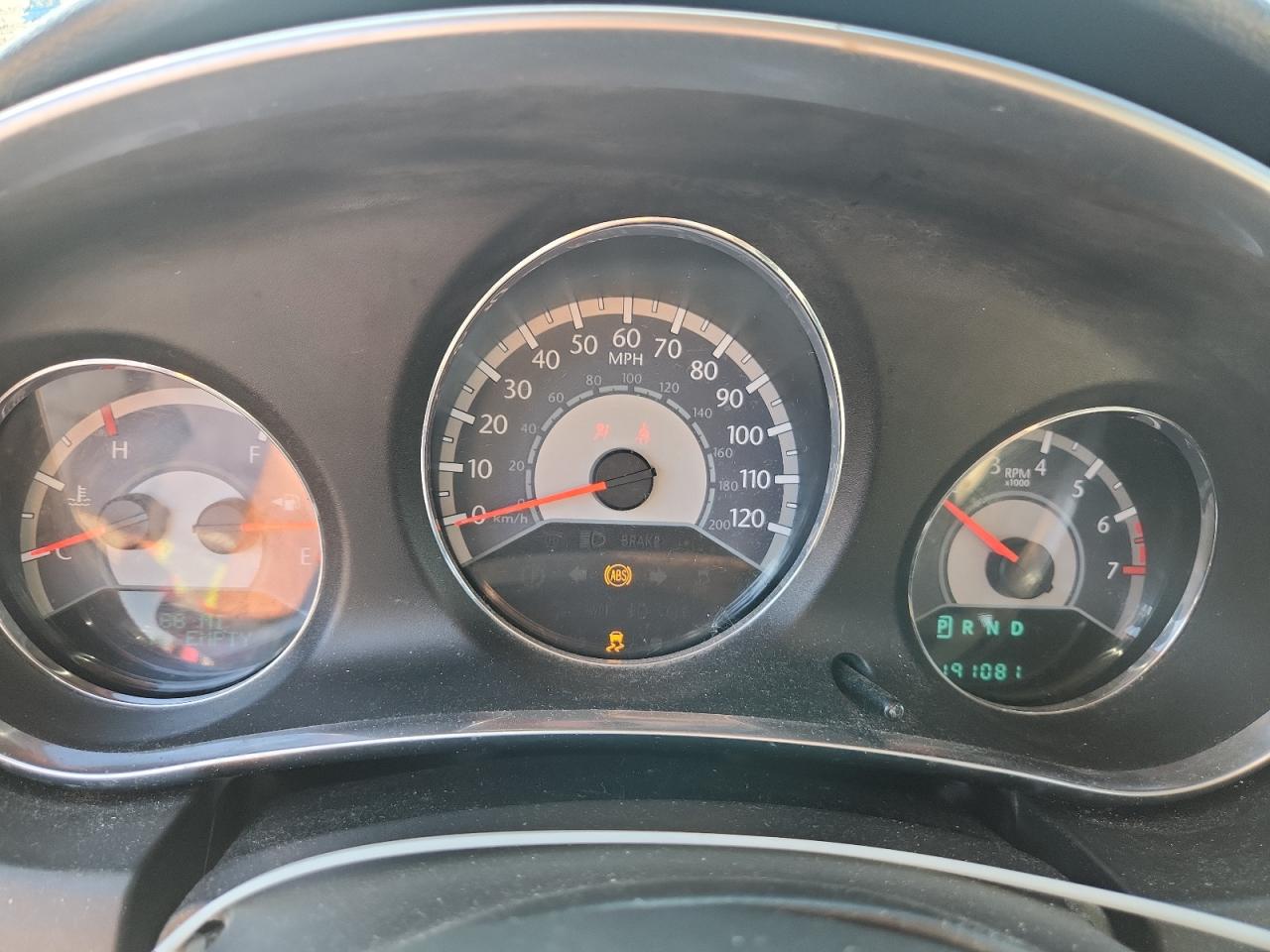 2012 Chrysler 200 Touring VIN: 1C3CCBBB1CN106600 Lot: 92818905