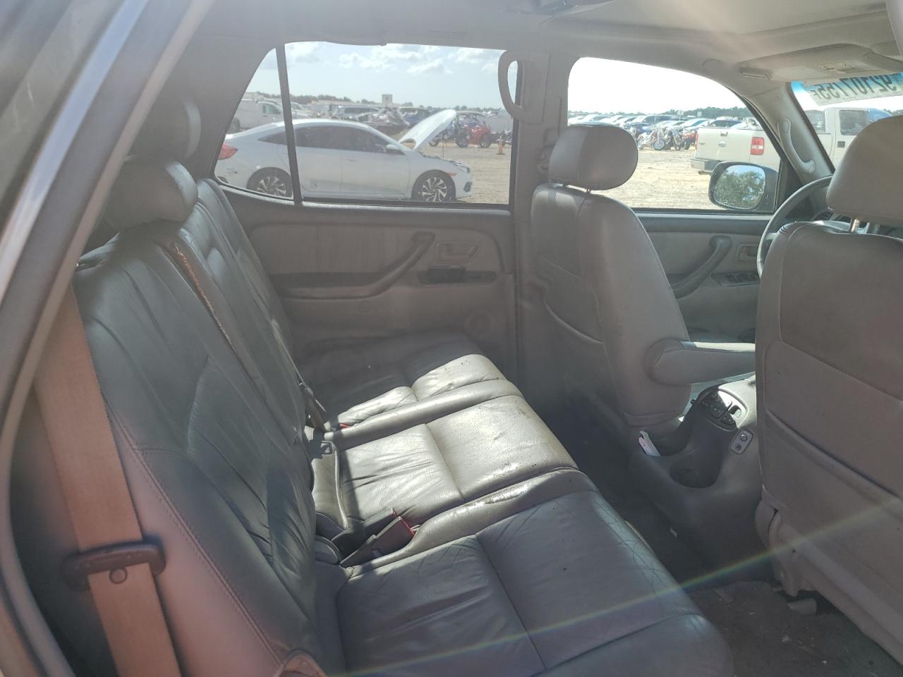 2004 Toyota Sequoia Limited VIN: 5TDBT48A94S210152 Lot: 92107755