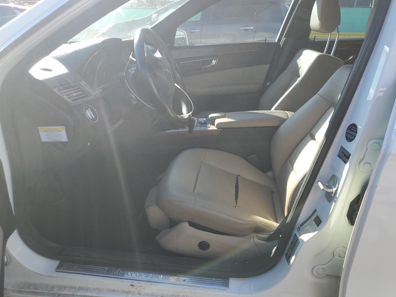 2011 Mercedes-Benz E 350 VIN: WDDHF5GB4BA516824 Lot: 93374045