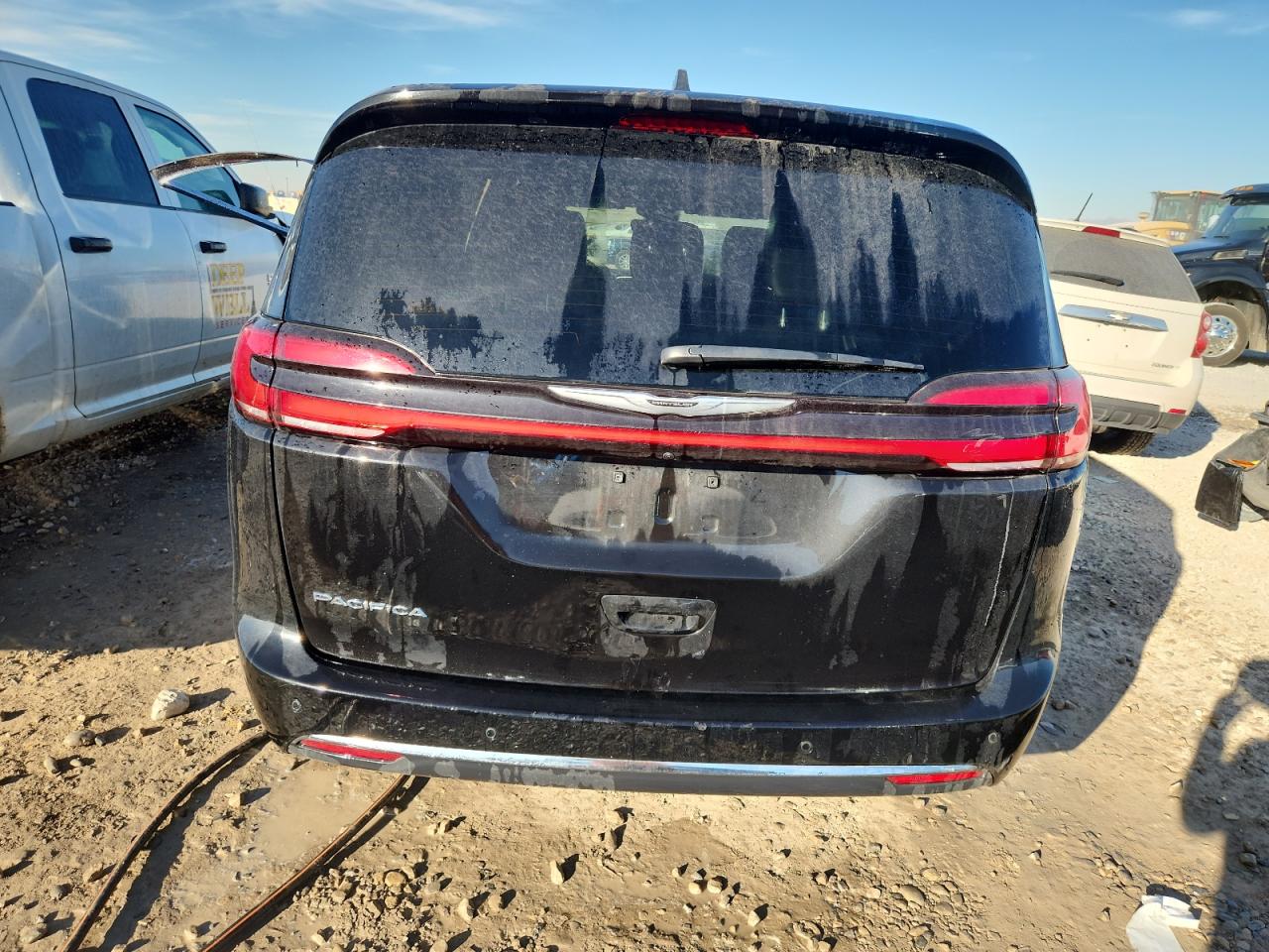 2025 Chrysler Pacifica Select VIN: 2C4RC1BG3SR568637 Lot: 92231535