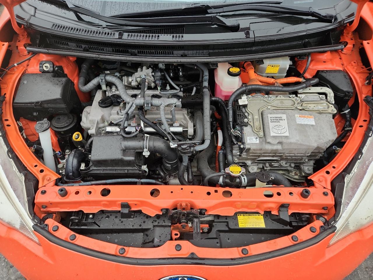 2014 Toyota Prius C VIN: JTDKDTB33E1084287 Lot: 93888935