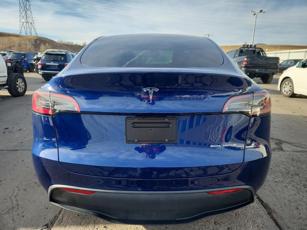 2023 Tesla Model Y VIN: 7SAYGDEE0PA203640 Lot: 93127325