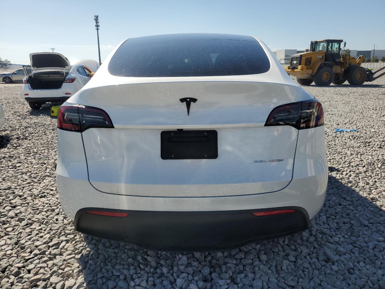 2025 Tesla Model Y VIN: 7SAYGAEE5SF289828 Lot: 91239725