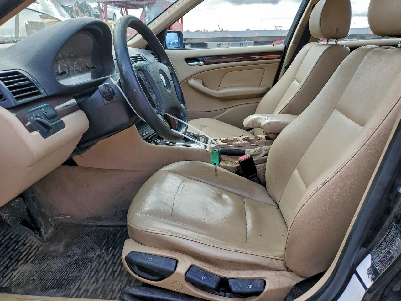 2004 BMW 320 I VIN: WBAEV13444KL22336 Lot: 92488945