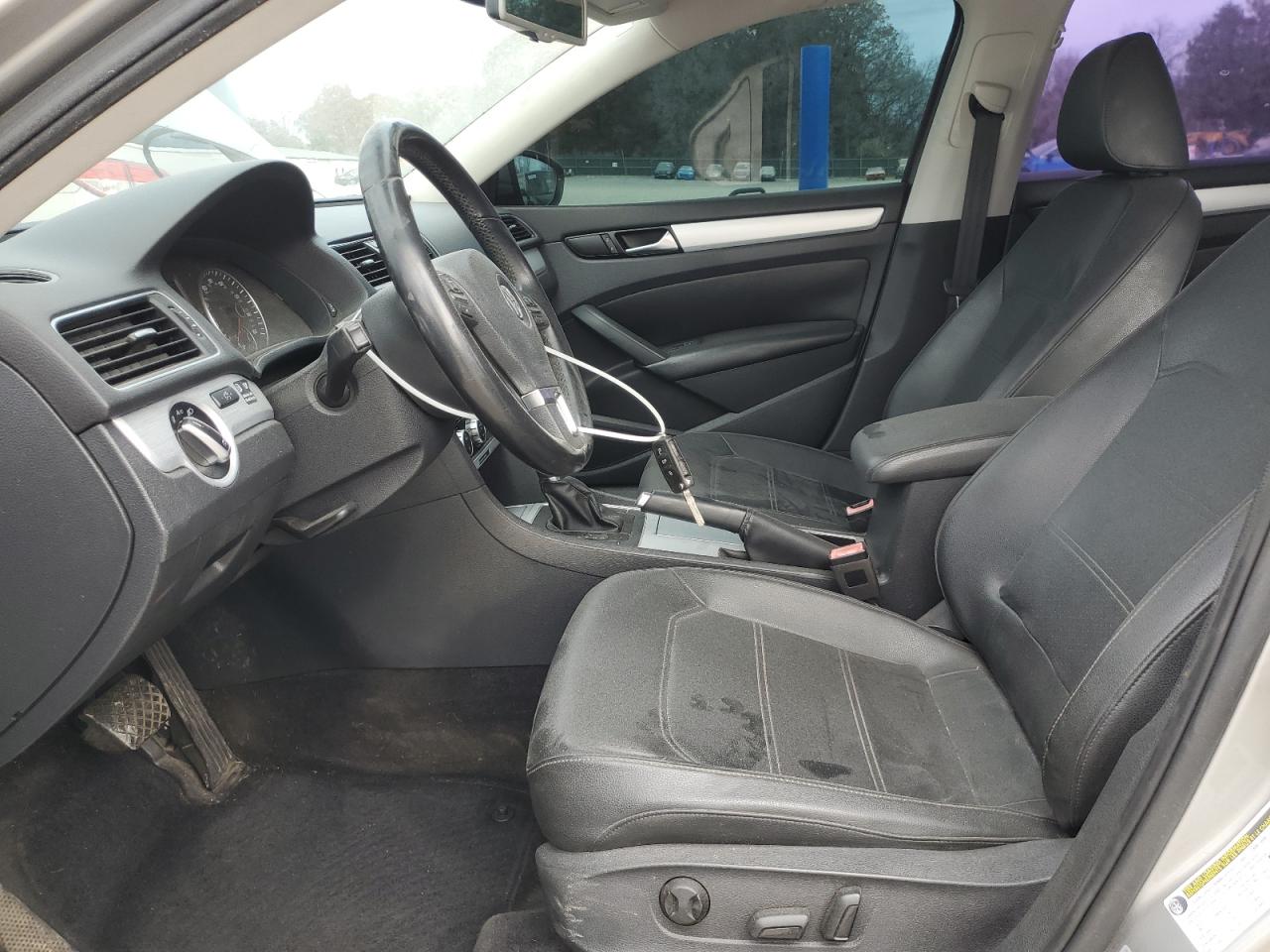 2012 Volkswagen Passat Se VIN: 1VWBN7A35CC099586 Lot: 92953105