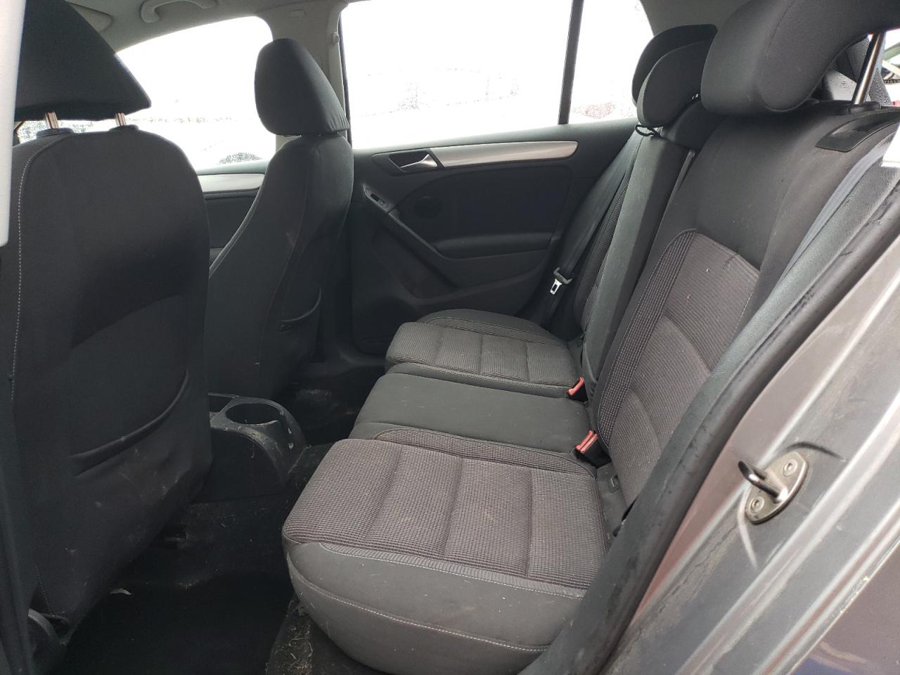 2010 Volkswagen Golf VIN: WVWDB7AJ5AW286714 Lot: 92759545