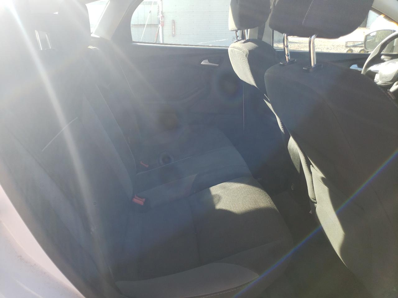 2013 Ford Focus Se VIN: 1FADP3K23DL111813 Lot: 92709405