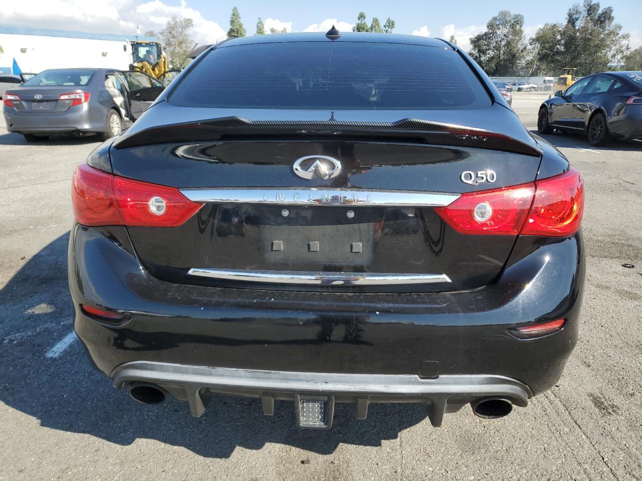 2015 Infiniti Q50 Base VIN: JN1BV7AP8FM330150 Lot: 92805435