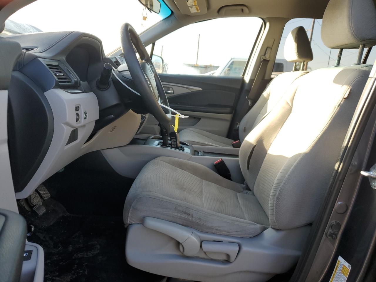 2018 Honda Pilot Lx VIN: 5FNYF5H17JB033169 Lot: 93358105