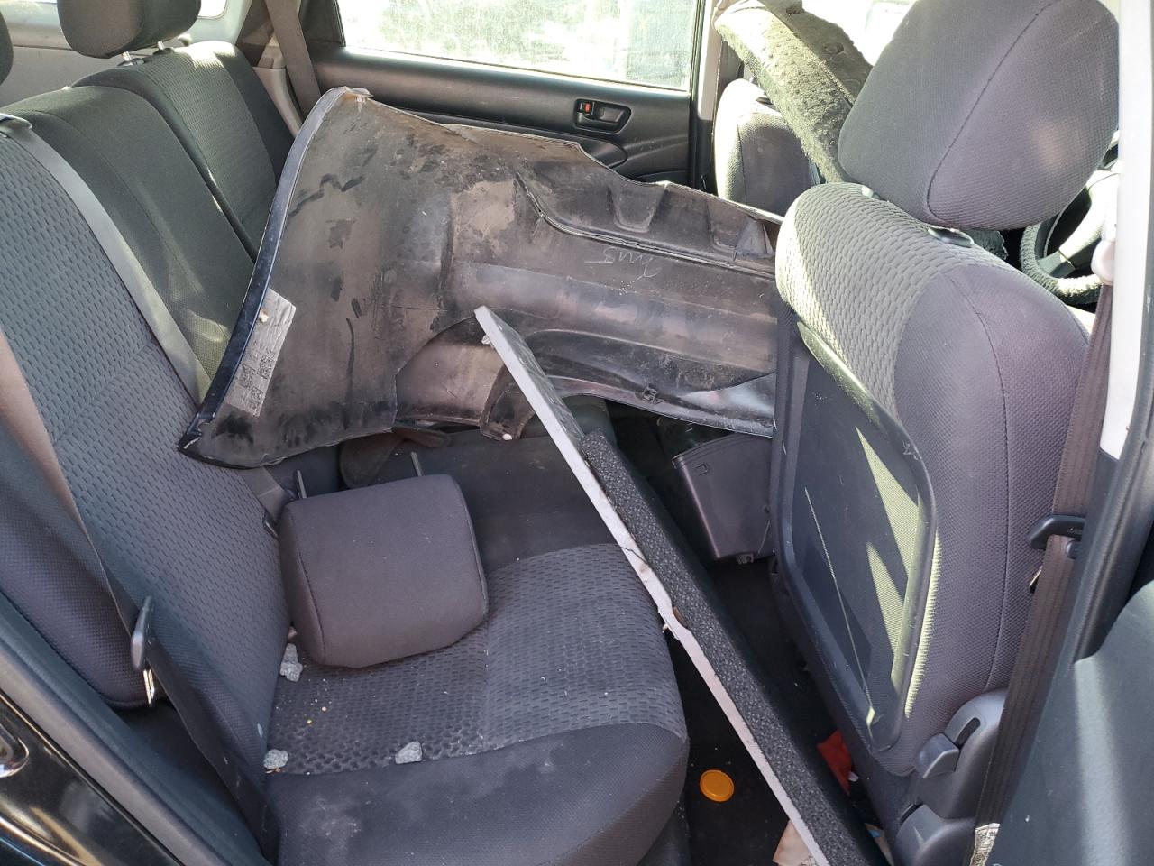 2006 Toyota Corolla Matrix Base VIN: 2T1LR32E96C562099 Lot: 93107085