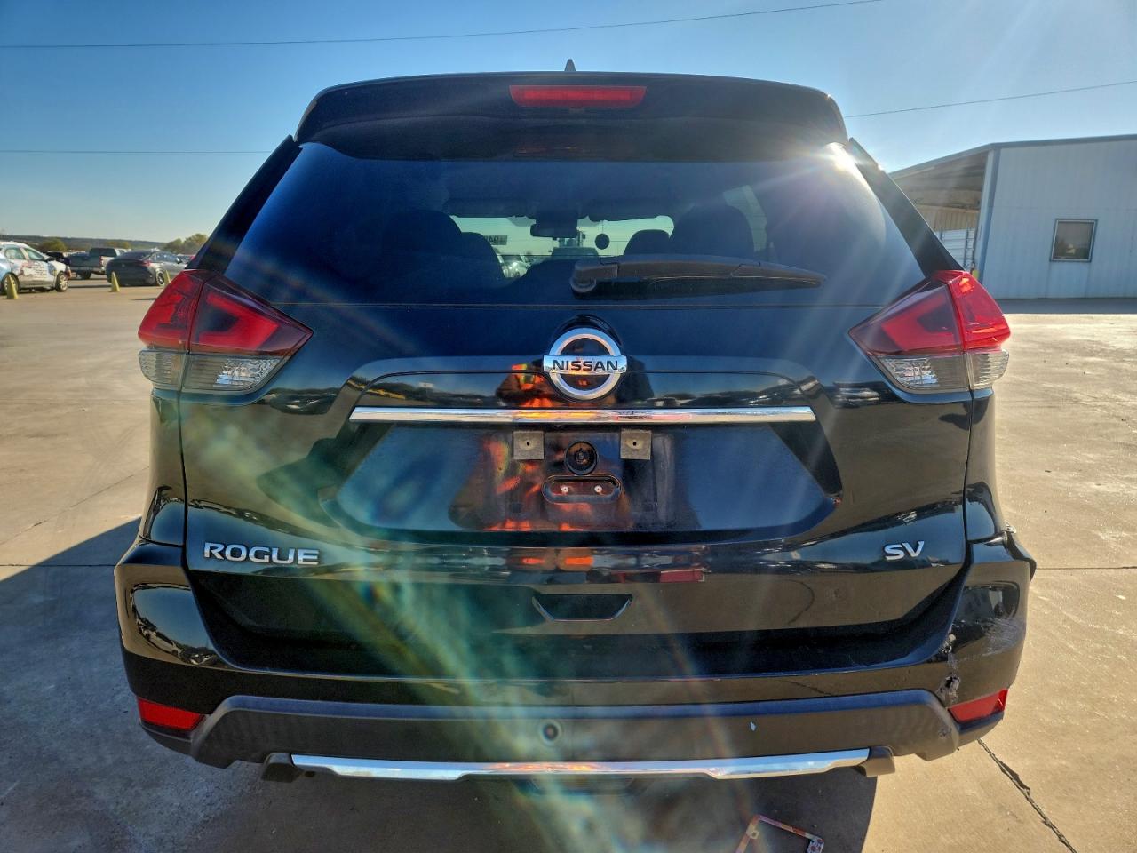 2018 Nissan Rogue S VIN: KNMAT2MT4JP618362 Lot: 94504115