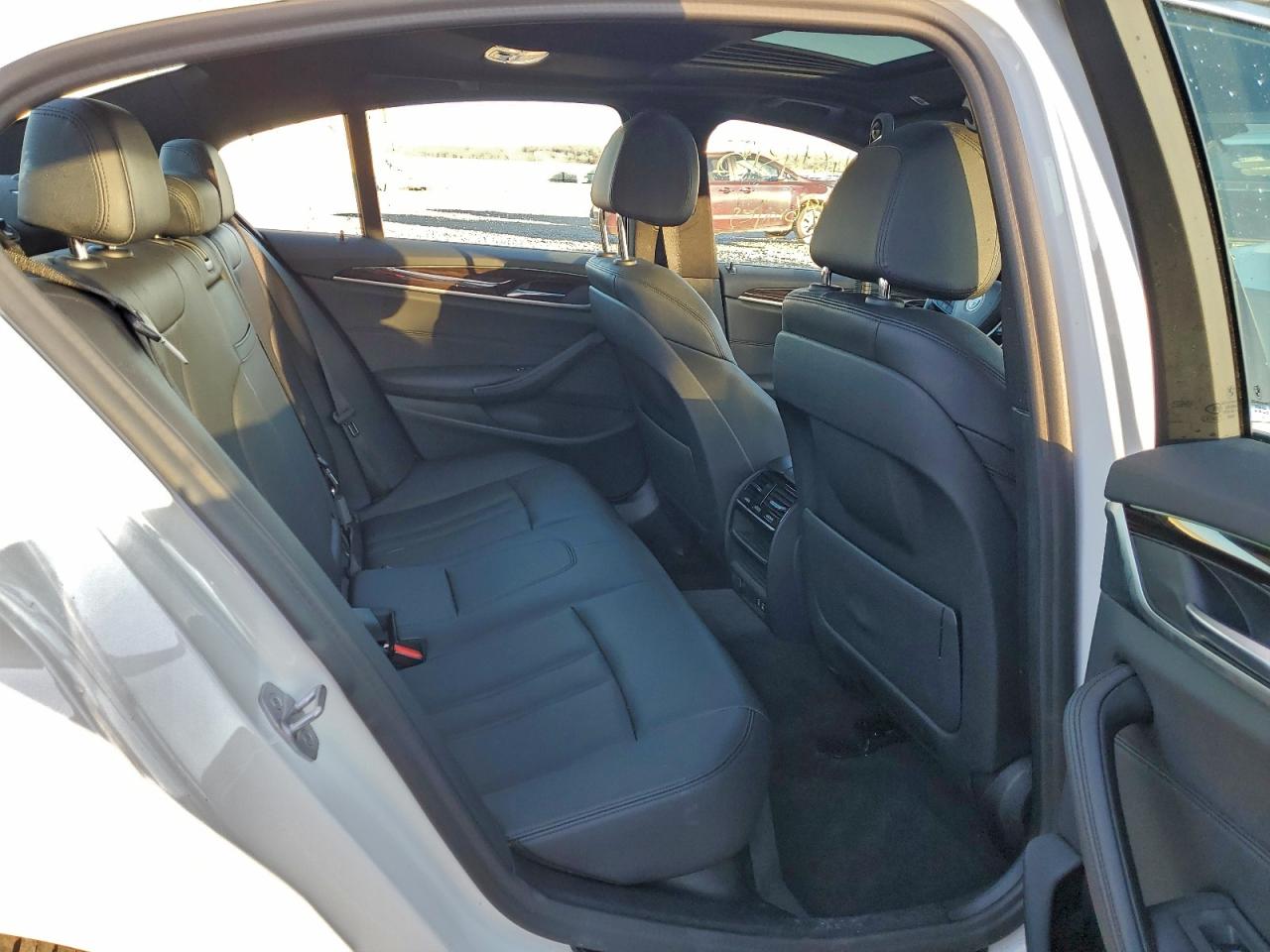 2020 BMW 530 Xi VIN: WBAJR7C03LWW79243 Lot: 94694315