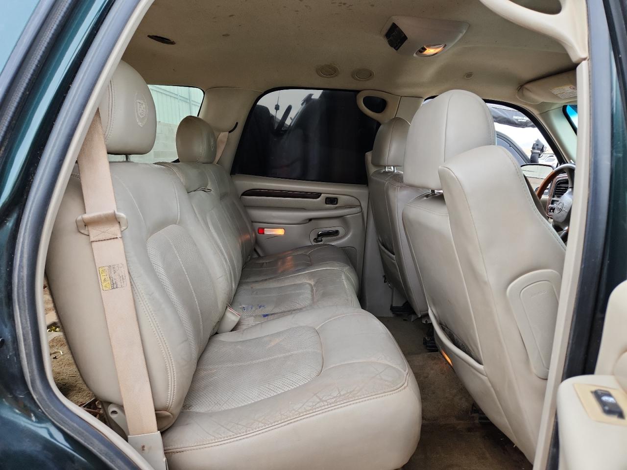 2002 Cadillac Escalade Luxury VIN: 1GYEK63N12R197005 Lot: 93096265