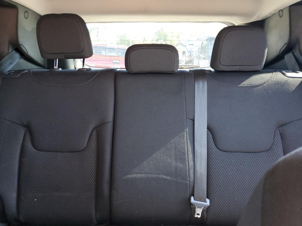 2020 Jeep Renegade Latitude VIN: ZACNJABB5LPL32177 Lot: 81467005