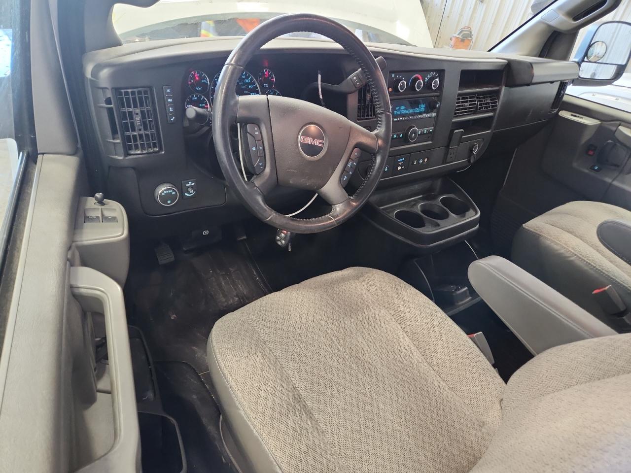 2023 GMC Savana Delivery Van VIN: 1GTZ7HF71P1184701 Lot: 85433025