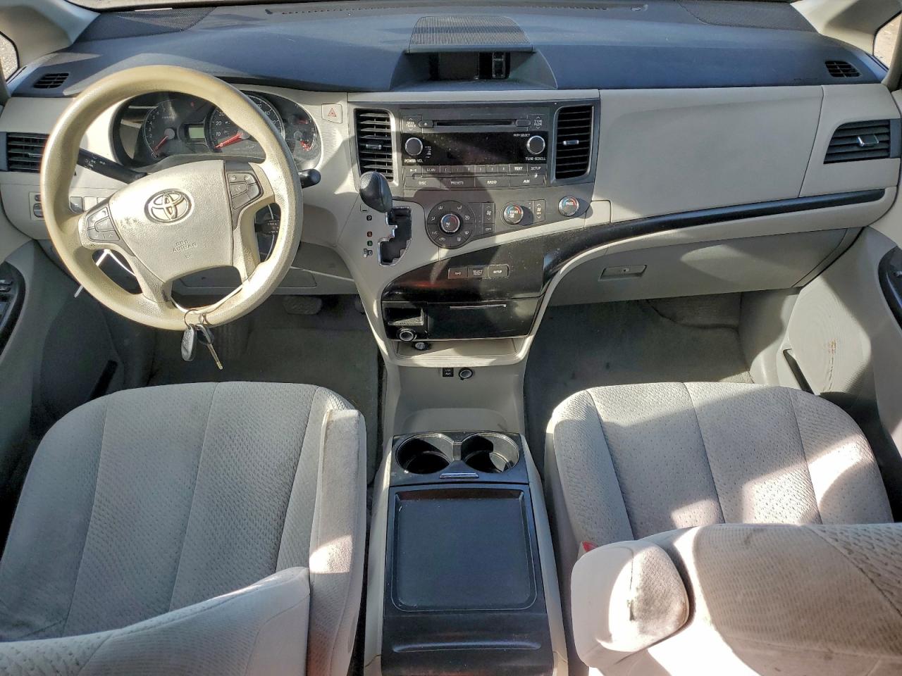 2011 Toyota Sienna Le VIN: 5TDKK3DC3BS071816 Lot: 94692915