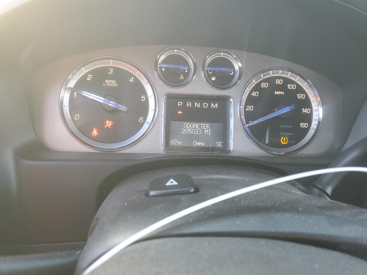 2010 Cadillac Escalade Luxury VIN: 1GYUCBEFXAR204071 Lot: 93287875